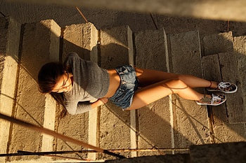 Brunette Girl Lying Down Gracefully In Shorts, brunette, girls, model HD wallpaper