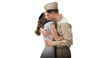 Kiss scene, Hacksaw Ridge HD wallpaper