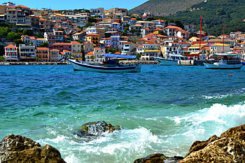 Parga, Motorboat HD wallpaper