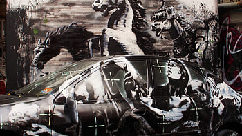 Banksy Crazy Horse, Banksy, Street Art, Streetart, Graffit, Wall Art HD wallpaper