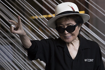 Yoko Ono, Trump warzone, Remarkable longevity, Another 50 years HD wallpaper