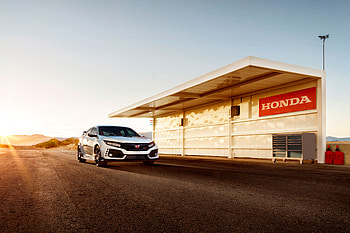 2017 Honda Civic Tyre R , honda-civic, honda, 2017-cars HD wallpaper
