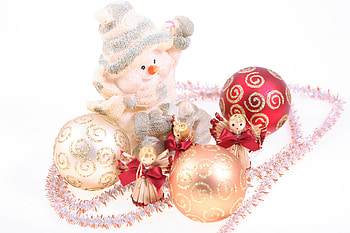 Merry Christmas!, golden, holidays, graphy, cute, balls, gold, garland, snowman, ball, christmas, red, decorations, candles, lovely, new year HD wallpaper
