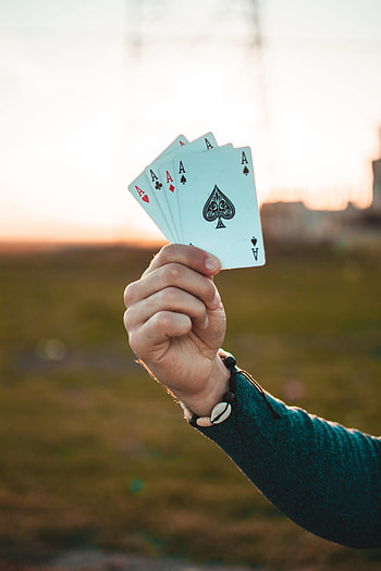 Hand, Miscellanea, Miscellaneous, Focus, Fingers, Playing Cards, Cards HD phone wallpaper