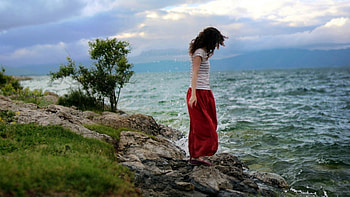Lonely, sad, girl, ocean, beach HD wallpaper