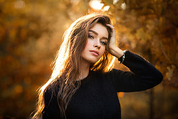Brunette Depth Of Field Hands In Hair, brunette, depth-of-field, girls, model HD wallpaper