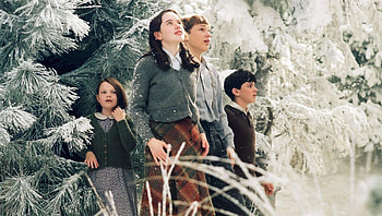 The Chronicles of Narnia: The Lion, the Witch and the Wardrobe (2022) movie HD wallpaper