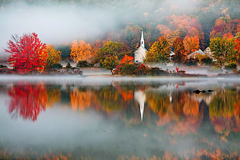 Misty autumn lake, fall, beautiful, serenity, tranquil, lake, mist, reflection, autumn, forest, foliage HD wallpaper