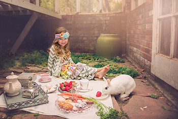 little girl, childhood, blonde, fair, nice, adorable, bonny, sweet, Belle, white, smile, Hair, girl, comely, sightly, pretty, face, lovely, pure, child, rappit, fun, graphy, cute, baby, , set, Nexus, beauty, kid, feet, rabbit, beautiful, people, food, little, Fruit, pink, princess, dainty HD wallpaper