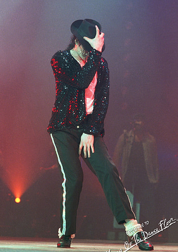 Moonwalk Dance (Sports), Michael Jackson's iconic move, Dance inspiration, Music legend HD phone wallpaper