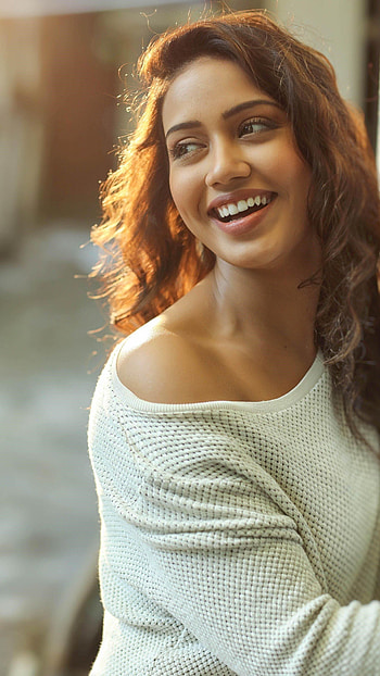 Nivetha pethuraj, tamil actress HD phone wallpaper