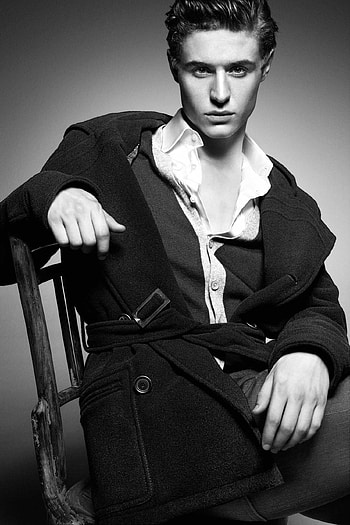 Max Irons, Handsome actor, Most handsome men HD phone wallpaper