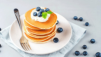 Recipe fluffy buttermilk, Blueberries fresh cream, Vogue india, Food pancake HD wallpaper