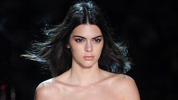 2017 Kendall Jenner, kendall-jenner, celebrities, girls HD wallpaper