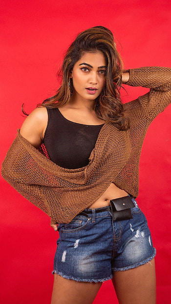 Spandana palli, telugu actress HD phone wallpaper