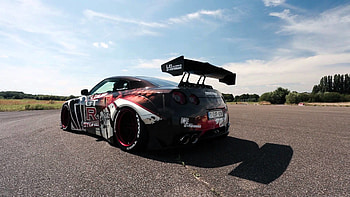 Liberty Walk Nissan GT-R w/ Innotech Performance Exhaust - Startup and revving - YouTube HD wallpaper