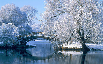 Winter Screensavers And - Cave HD wallpaper