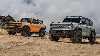 2021 Ford Bronco, New Wrangler fighter, Affordable starting price, Detailed exploration HD wallpaper