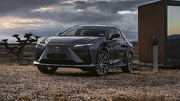 Lexus RZ 450e 2022 2 Cars HD wallpaper