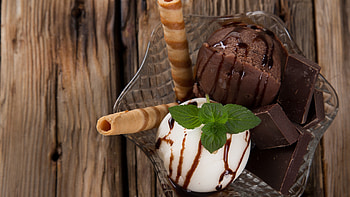 Chocolate and vanilla, Gelato HD wallpaper