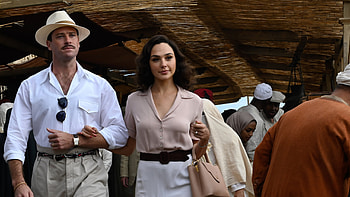Armie Hammer Gal Gadot Death on the Nile HD wallpaper