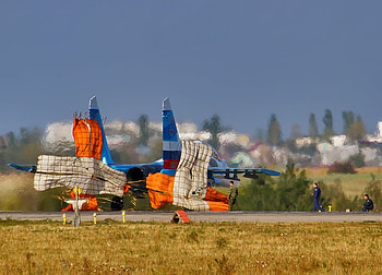 Su-27 Chute, jet, sukhoi, russia, suchoj, 27 HD wallpaper