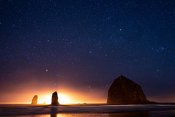 Beautiful Night In Cannon Beach At Haystack Rocks , beach, rocks, nature, sky, stars HD wallpaper