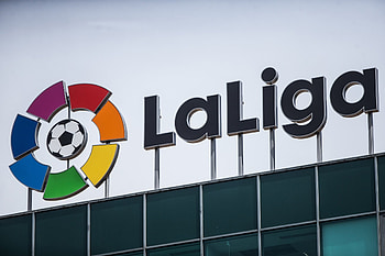 La Liga's return, Uncertain future, Financial cloud, Messi HD wallpaper