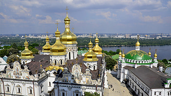 Kyiv Travels, Pechersk Lavra, Iconic monastery, Spiritual sanctuary HD wallpaper