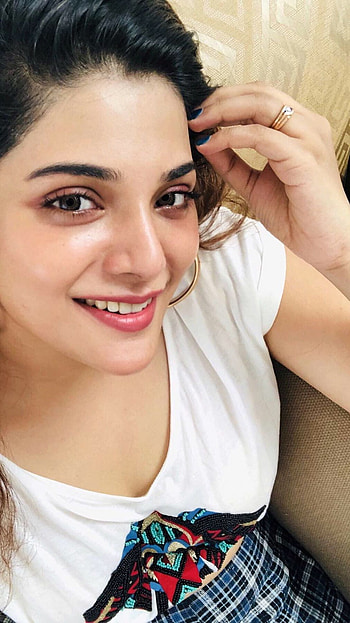 Aatmika, tamil actress, model HD phone wallpaper
