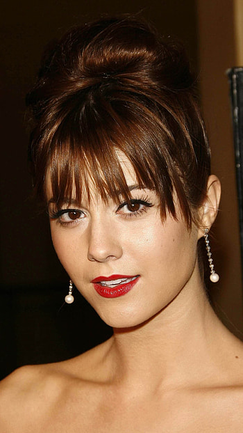 Mary Elizabeth Winstead, sexy seductive, looking HD phone wallpaper