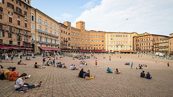 Piazza del Campo, Siena vacation rentals, Condo and apartment, Rentals HD wallpaper