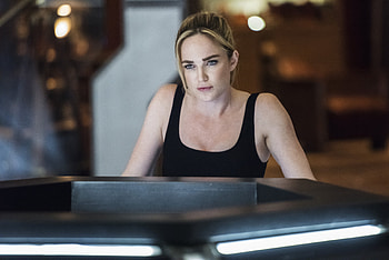 Caity Lotz Legends Of Tomorrow Season 4, legends-of-tomorrow-season-4, caity-lotz, legends-of-tomorrow, tv-shows HD wallpaper