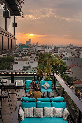 Sky Bar, Twilight sky, La Siesta Premium, Cau Go HD phone wallpaper