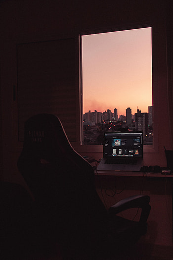 City, Miscellanea, Miscellaneous, Table, Room, Screen, Notebook, Laptop HD phone wallpaper