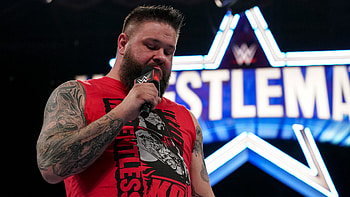 Kevin Owens, Wrestlemania match, Triple H HD wallpaper