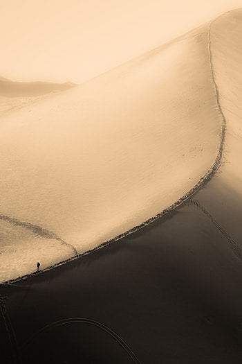 Sand, Desert, View From Above, Silhouette, Miscellanea, Miscellaneous, Dunes, Links HD phone wallpaper