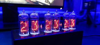 Nixie clock, vintage, Nixie, technology, tubes, clock, electronics HD wallpaper