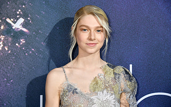 Hunter Schafer, Euphoria HD wallpaper