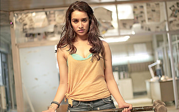 Shraddha Kapoor In Baaghi, shraddha-kapoor, indian-celebrities, girls, desi-girls HD wallpaper