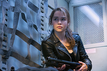 Sarah Connor , Ultra , Stunning visuals, Striking backgrounds HD wallpaper