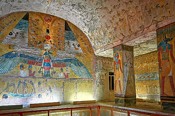 First visit, Valley of the Kings, Luxor Egypt, Intrepid Scout HD wallpaper