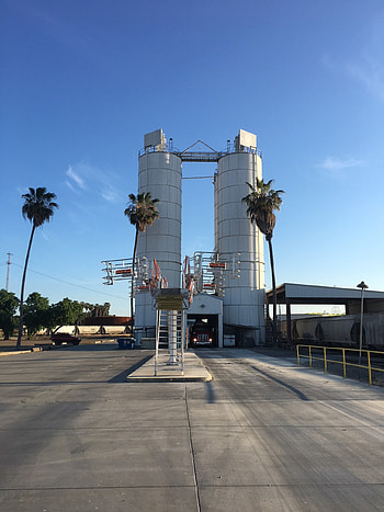 Stockton travels, West Cement Terminal, CalPortland facility, Infrastructure marvel HD phone wallpaper