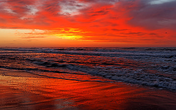 SUNSET GLOW, red, dusk, sunset, ocean, beach HD wallpaper