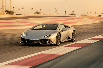 2019 Lamborghini Huracan Evo , lamborghini-huracan-evo, lamborghini-huracan, lamborghini, cars HD wallpaper