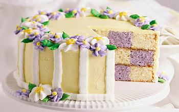 Delicious Purple Checkers Cake, sweet, white, smooth, delicious, checkers, cake, daisies, purple, abstract, tan, flowers, frosting HD wallpaper