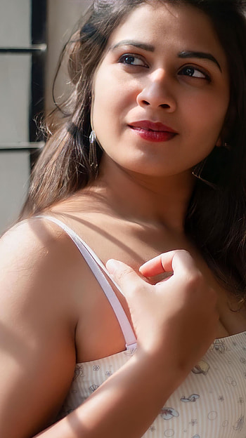 Inaya Sultana, model HD phone wallpaper