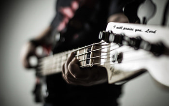 .wiki-Bass-Guitar---PIC-WPC009865 HD wallpaper