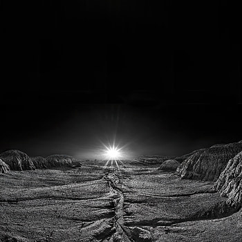 Sundown, sun rays, landscape, stream, shine, bw HD phone wallpaper