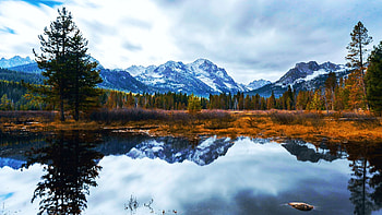 Autumn in the Sawtooth Mountains, Idaho, fall, landscape, trees, colors, water, usa, lake, reflections HD wallpaper